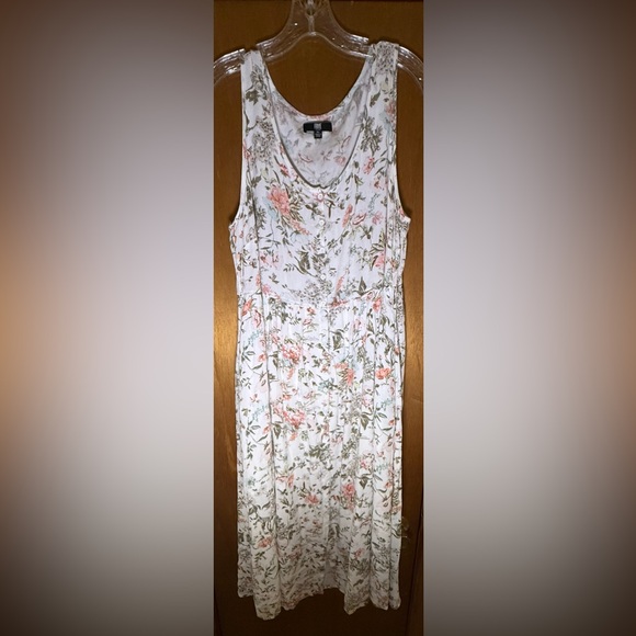 Frye Dresses & Skirts - Frye Floral Print Maxi Dress Size XL
